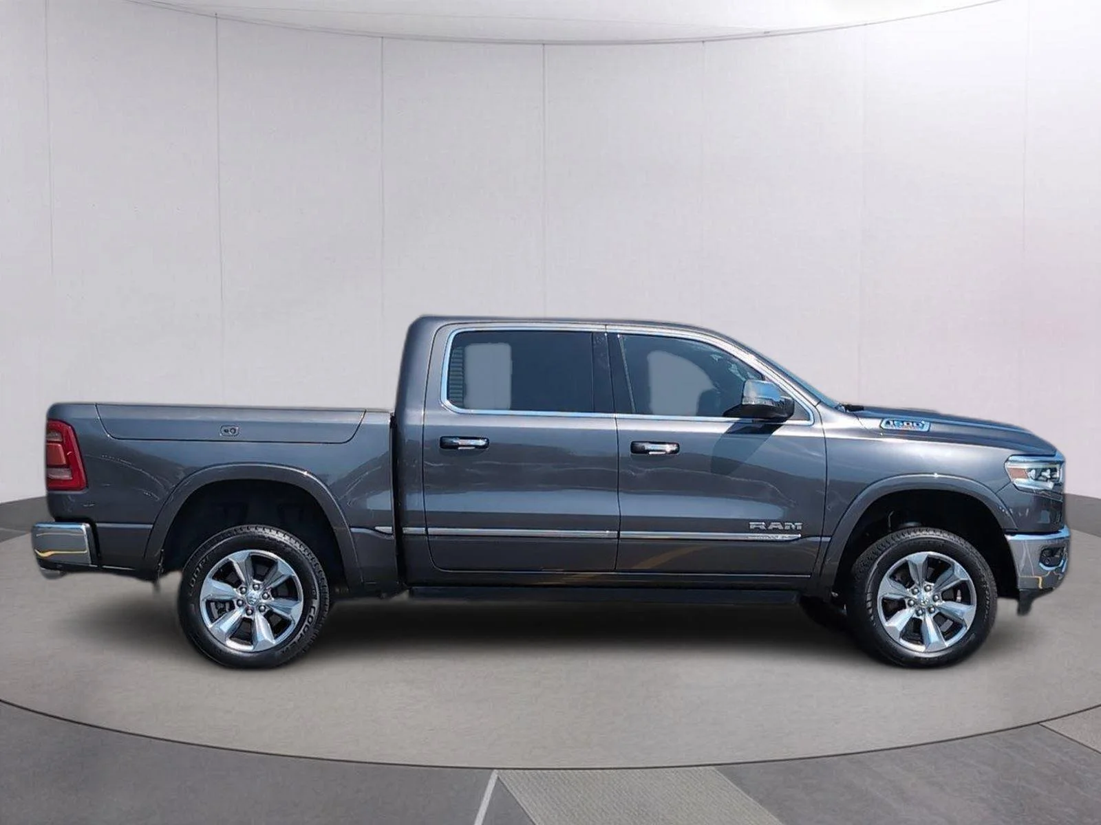 Used 2020 Granite Crystal Metallic Clearcoat Ram Limited image 7