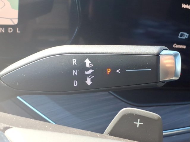 New 2027 Summit White Chevrolet LT image 8