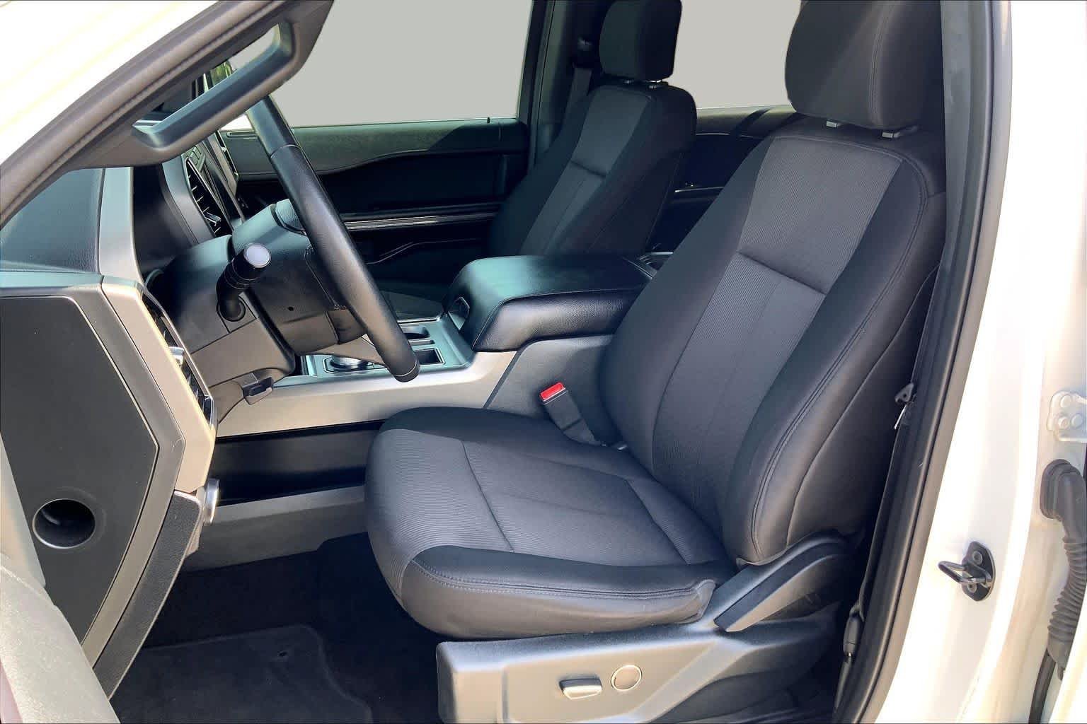 Pre-Owned 2019 Ford Expedition XLT