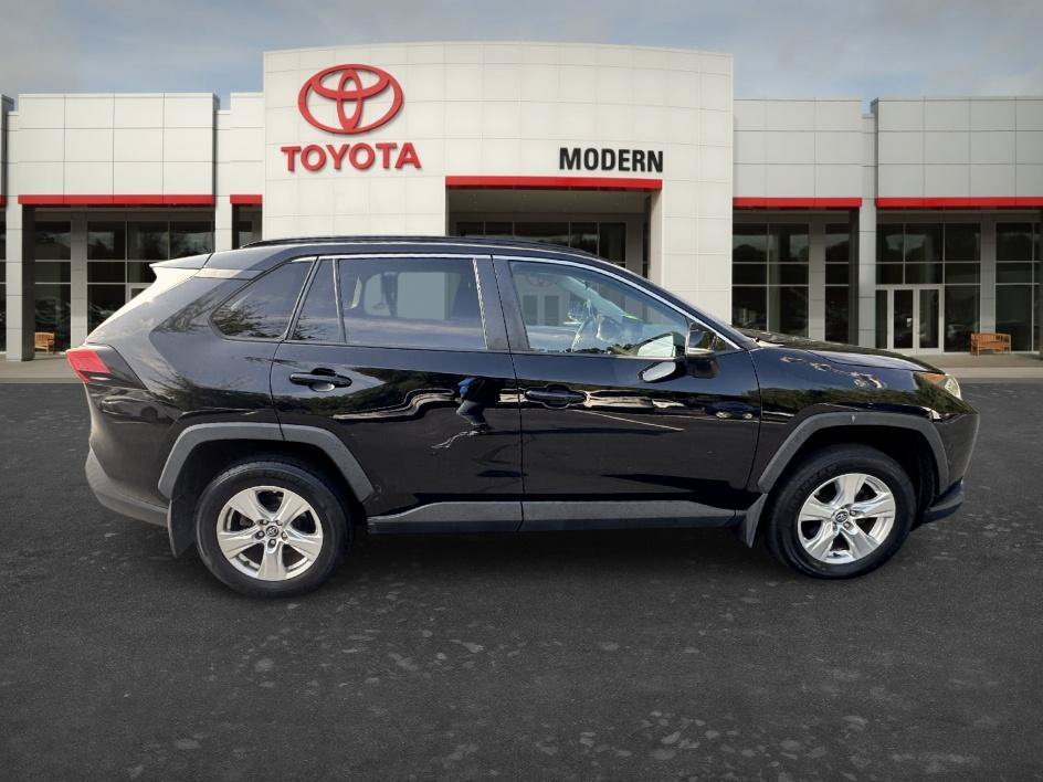 Used 2020 Midnight Black Metallic Toyota XLE image 13