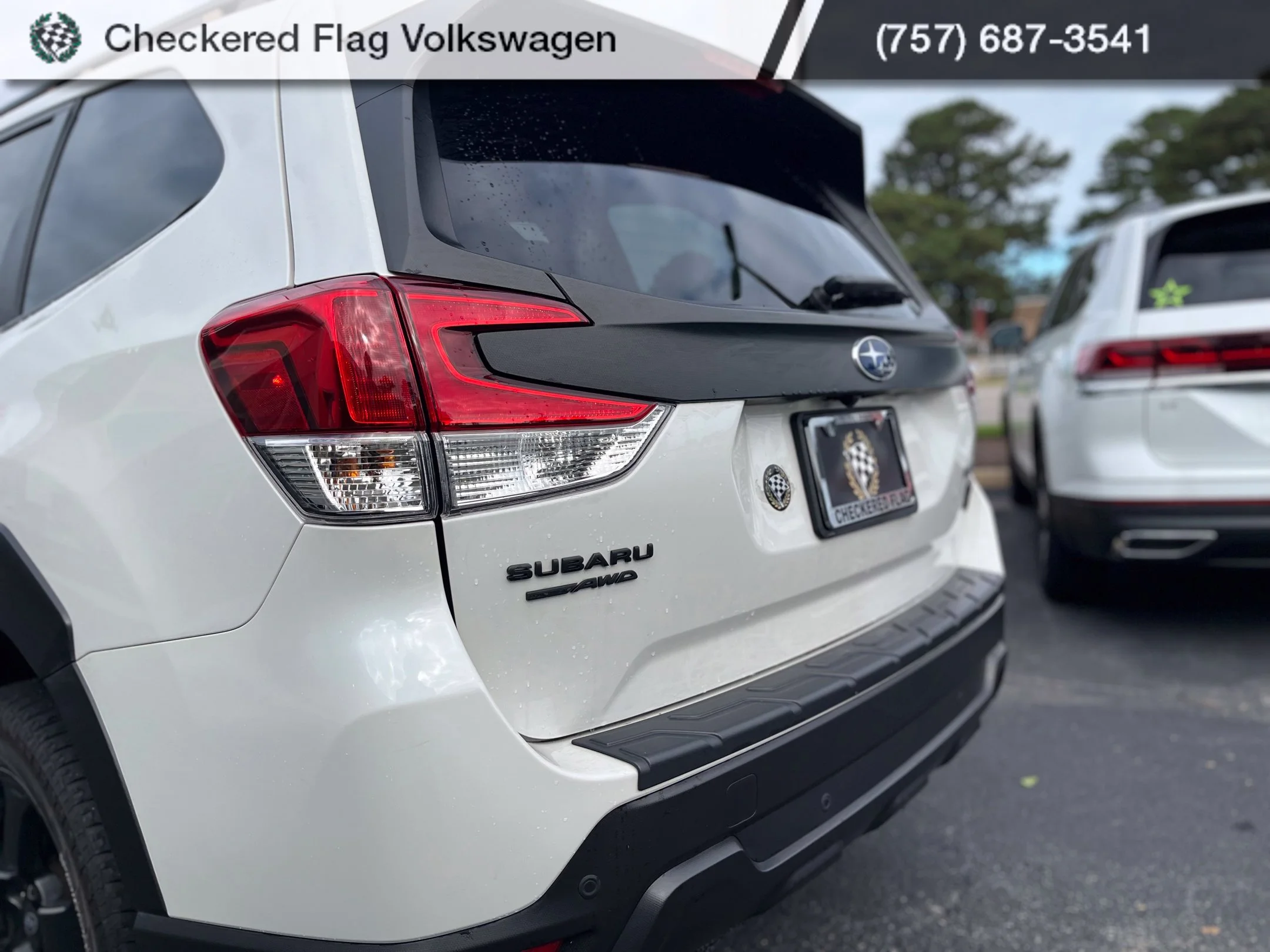 Used 2024 Crystal White Pearl Subaru Wilderness image 9