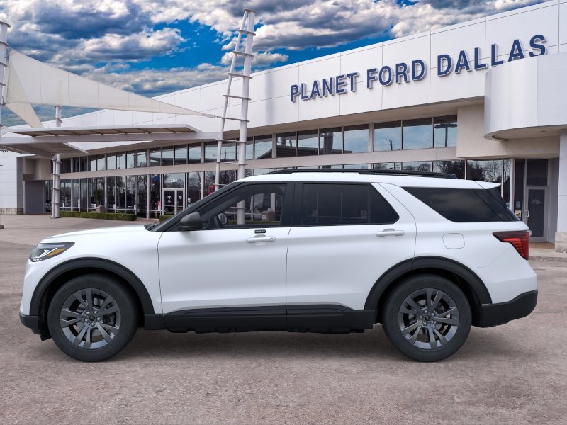 New 2026 Star White Metallic Tri-Coat Ford Active image 3