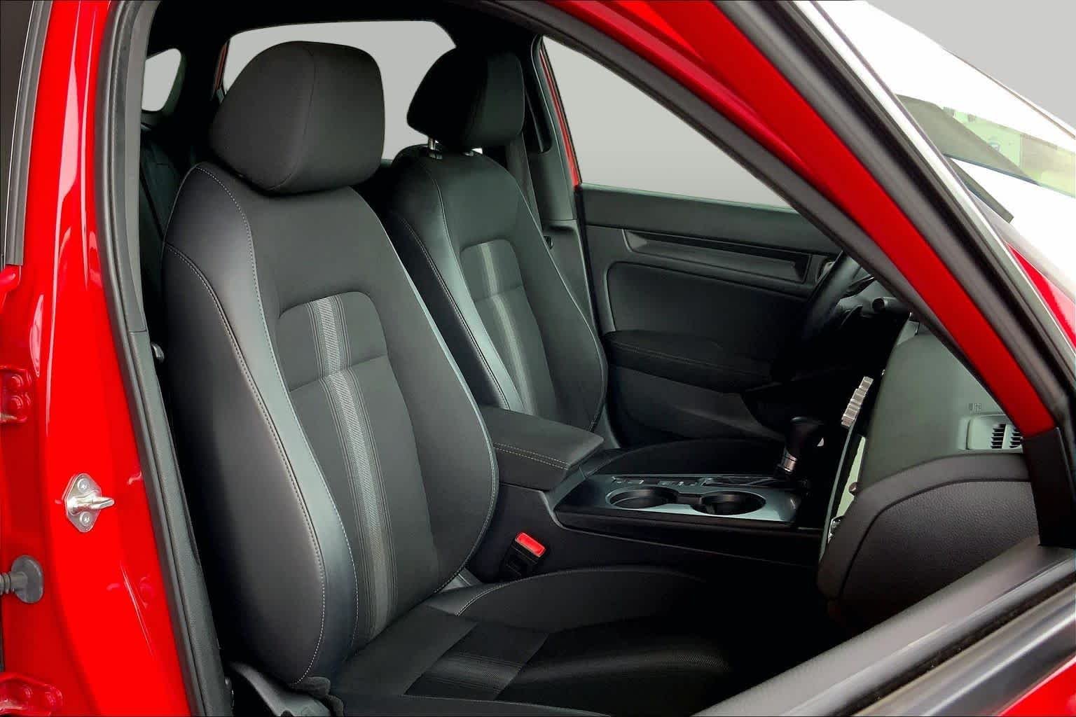 Used 2023 Rallye Red Honda Sport image 9