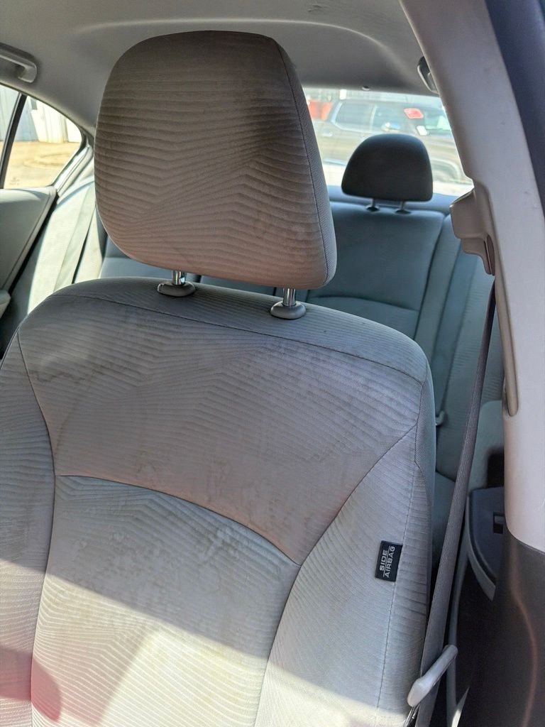 Used 2017 Silver Honda LX image 5