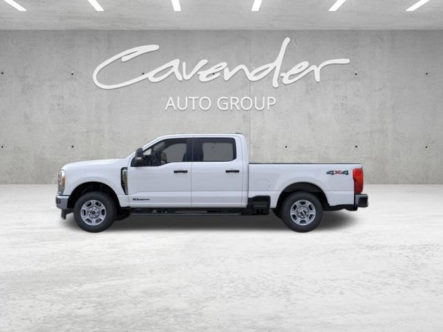 New 2026 Oxford White Ford F-250® XLT image 4