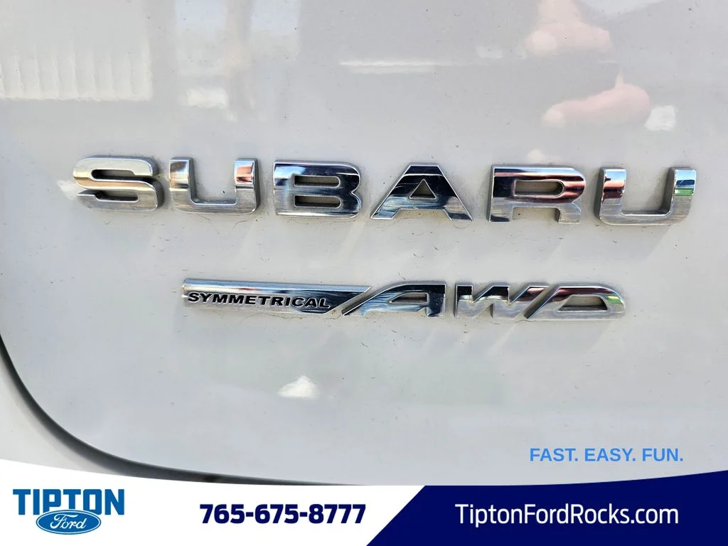 Used 2019 Crystal White Pearl Subaru 2.0i image 26