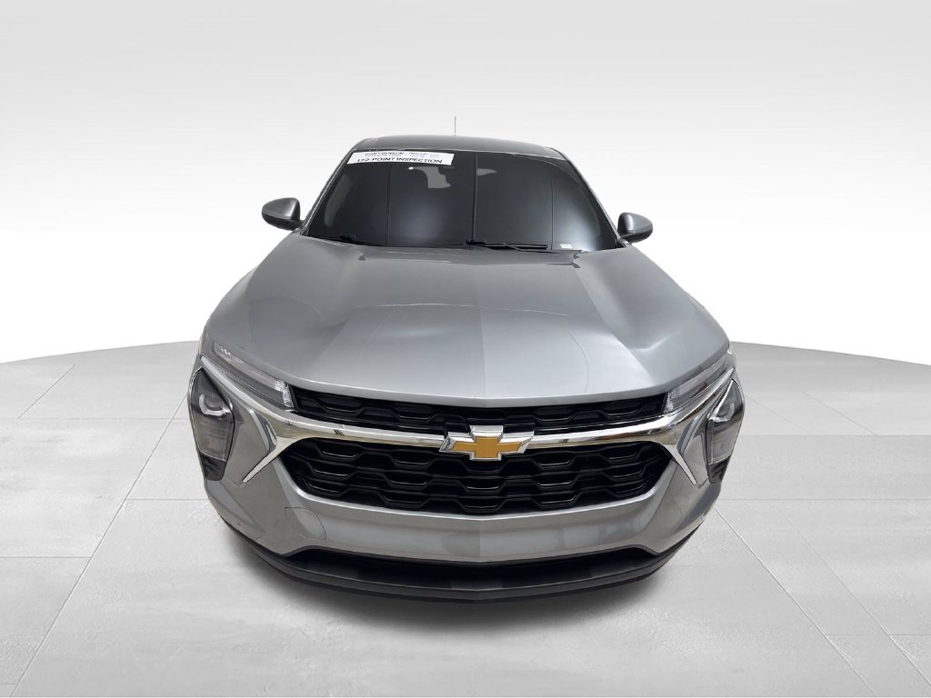 Used 2024 Gray Chevrolet LS image 8