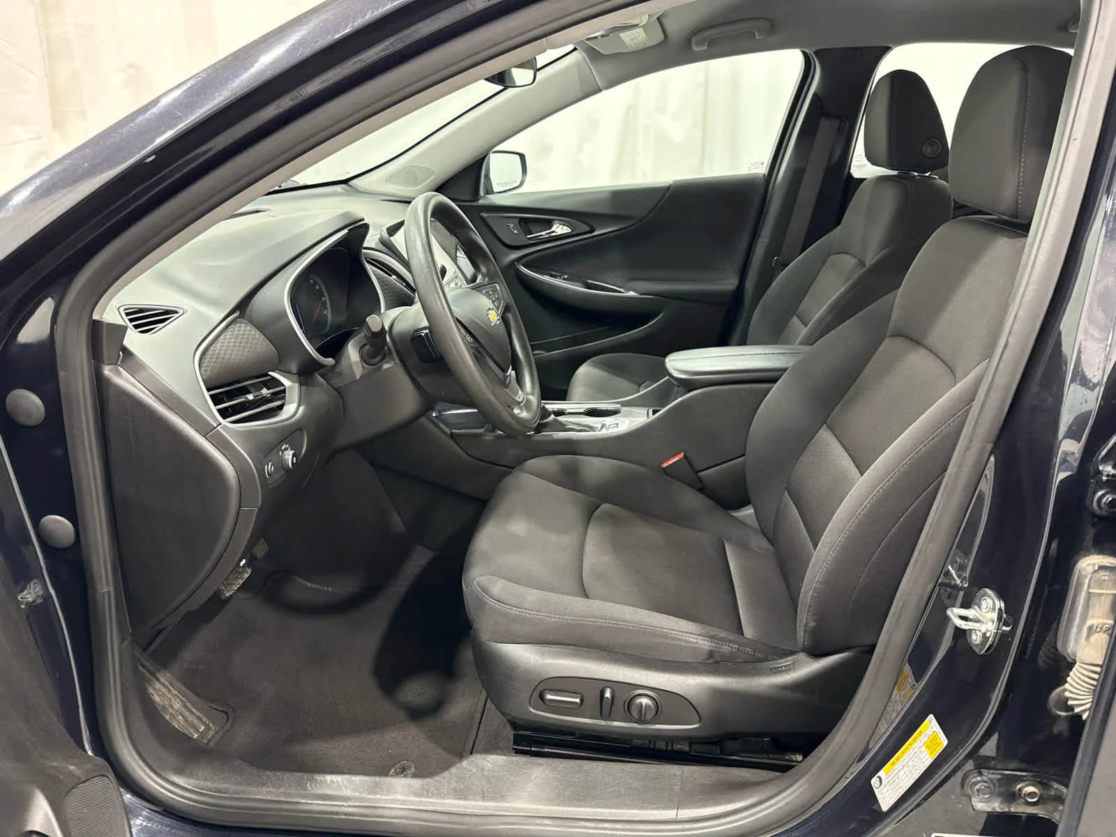 Used 2023 Dark Ash Metallic Chevrolet LT image 11