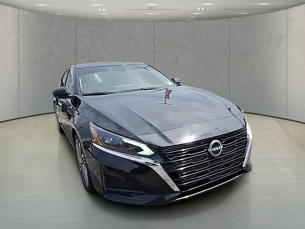 Used 2025 Black Nissan 2.5 SL image 35