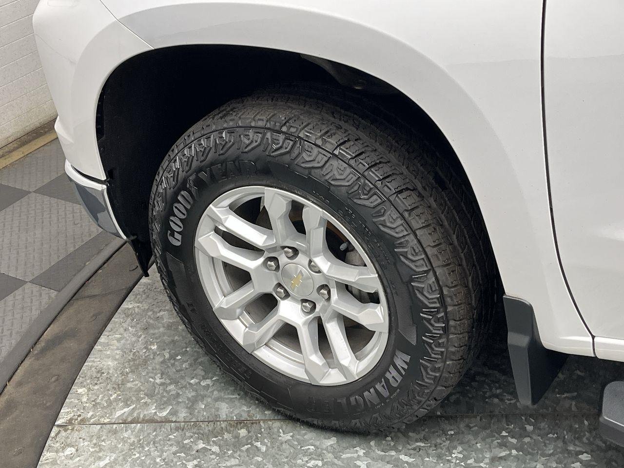 2022 Chevrolet Silverado 1500 LT - Photo 32