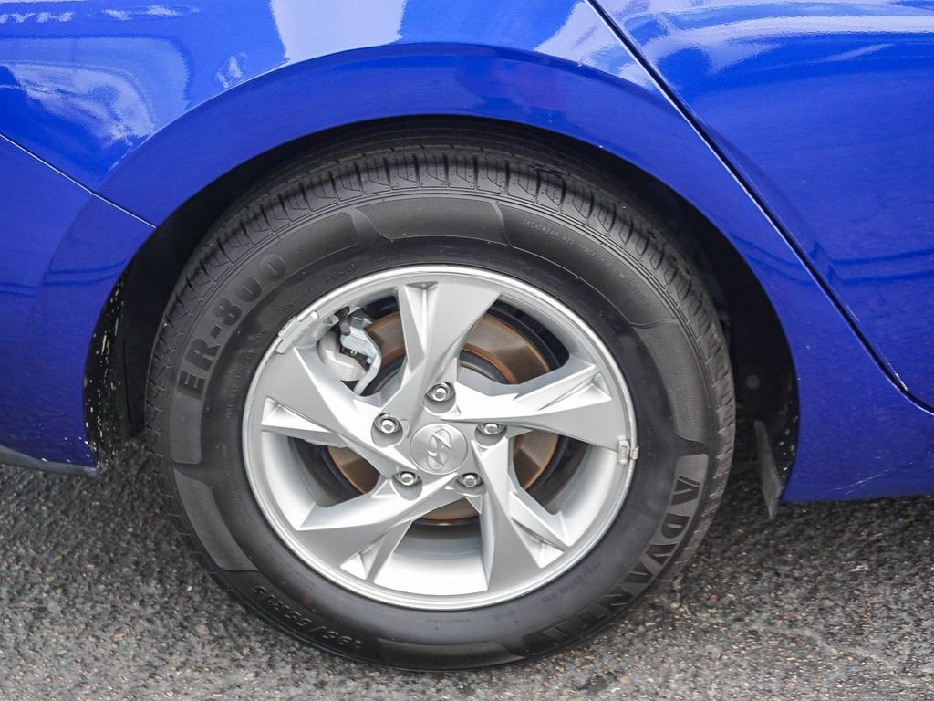 Used 2023 Blue Hyundai SE image 8