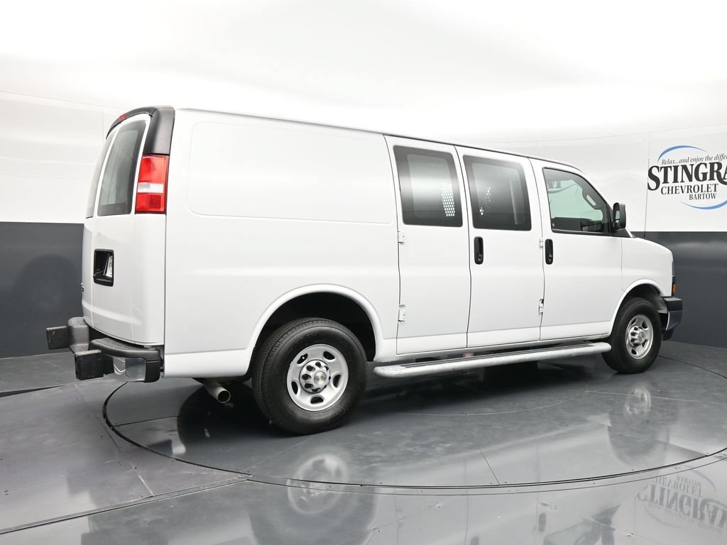 Used 2024 Summit White Chevrolet WT image 9