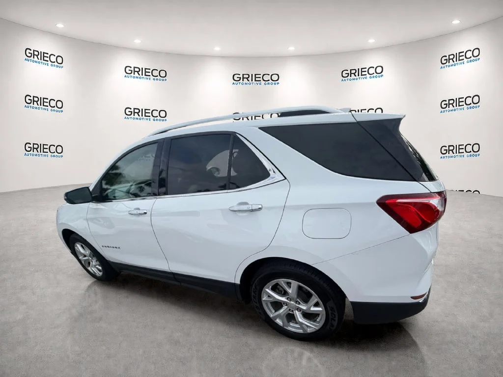 Used 2018 SUMMIT WHITE Chevrolet Premier image 7