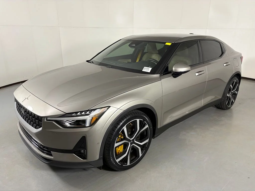 Used 2022 Gold Polestar Long Range Dual Motor image 4
