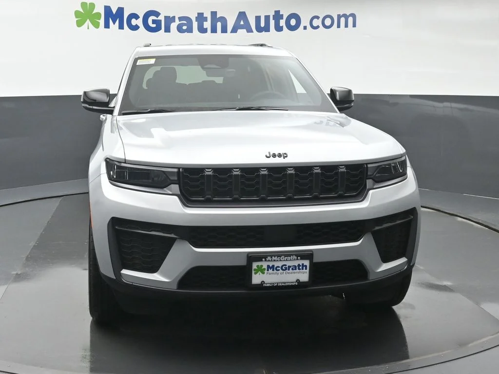 New 2026 Silver Jeep Altitude image 5