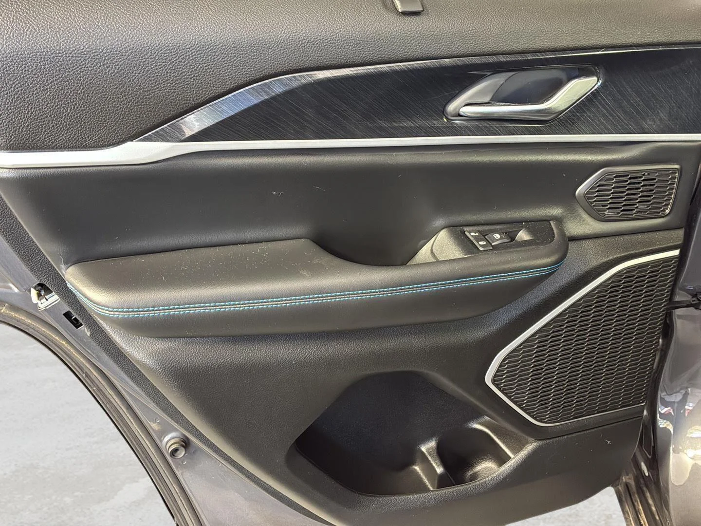 Used 2023 Baltic Gray Metallic Clearcoat Jeep Trailhawk image 23