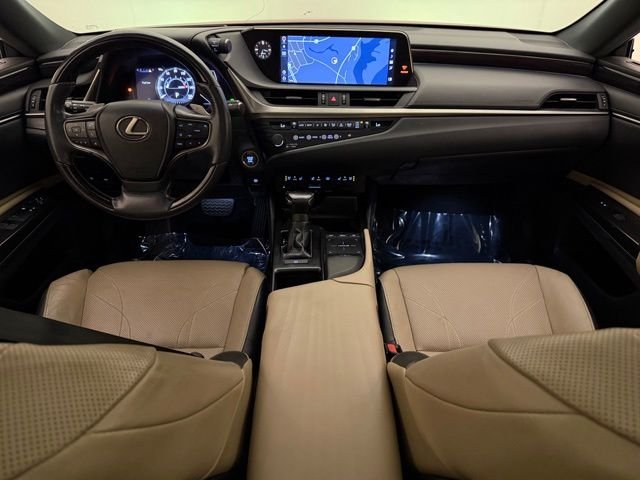 Used 2019 Matador Red Mica Lexus 350 Luxury image 24