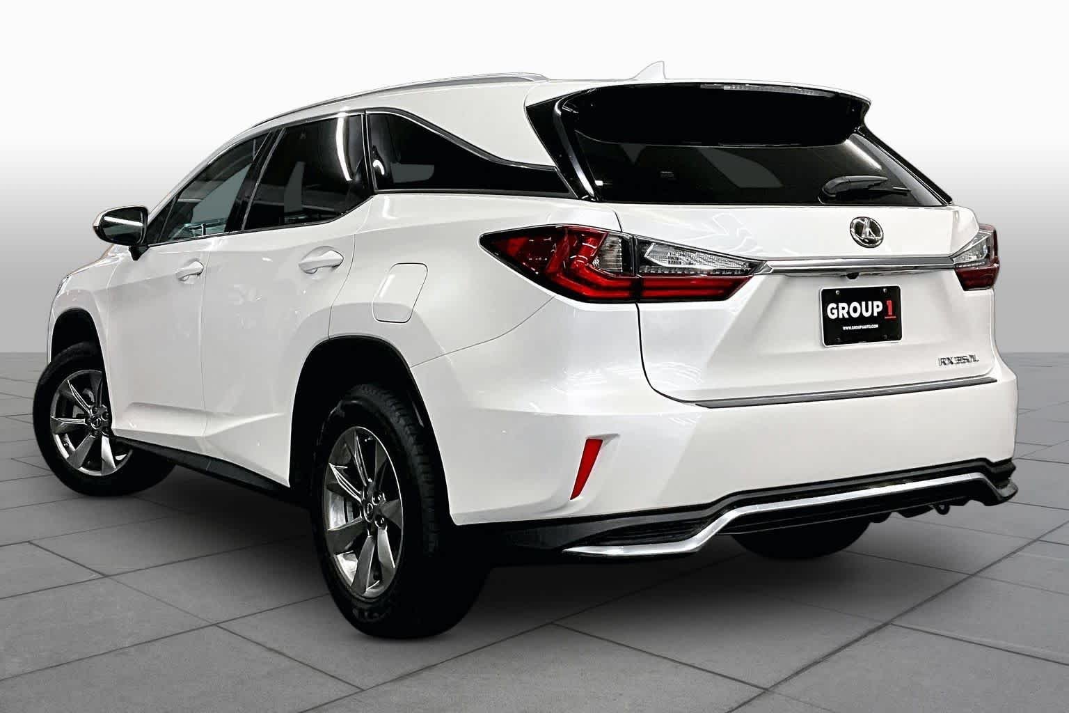 Used 2018 Eminent White Pearl Lexus  image 12