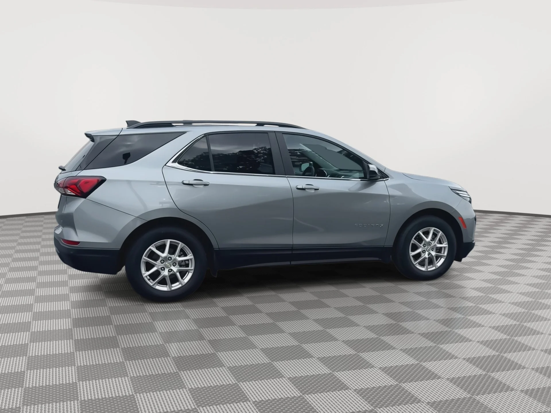 2024 Chevrolet Equinox LT - Photo 9