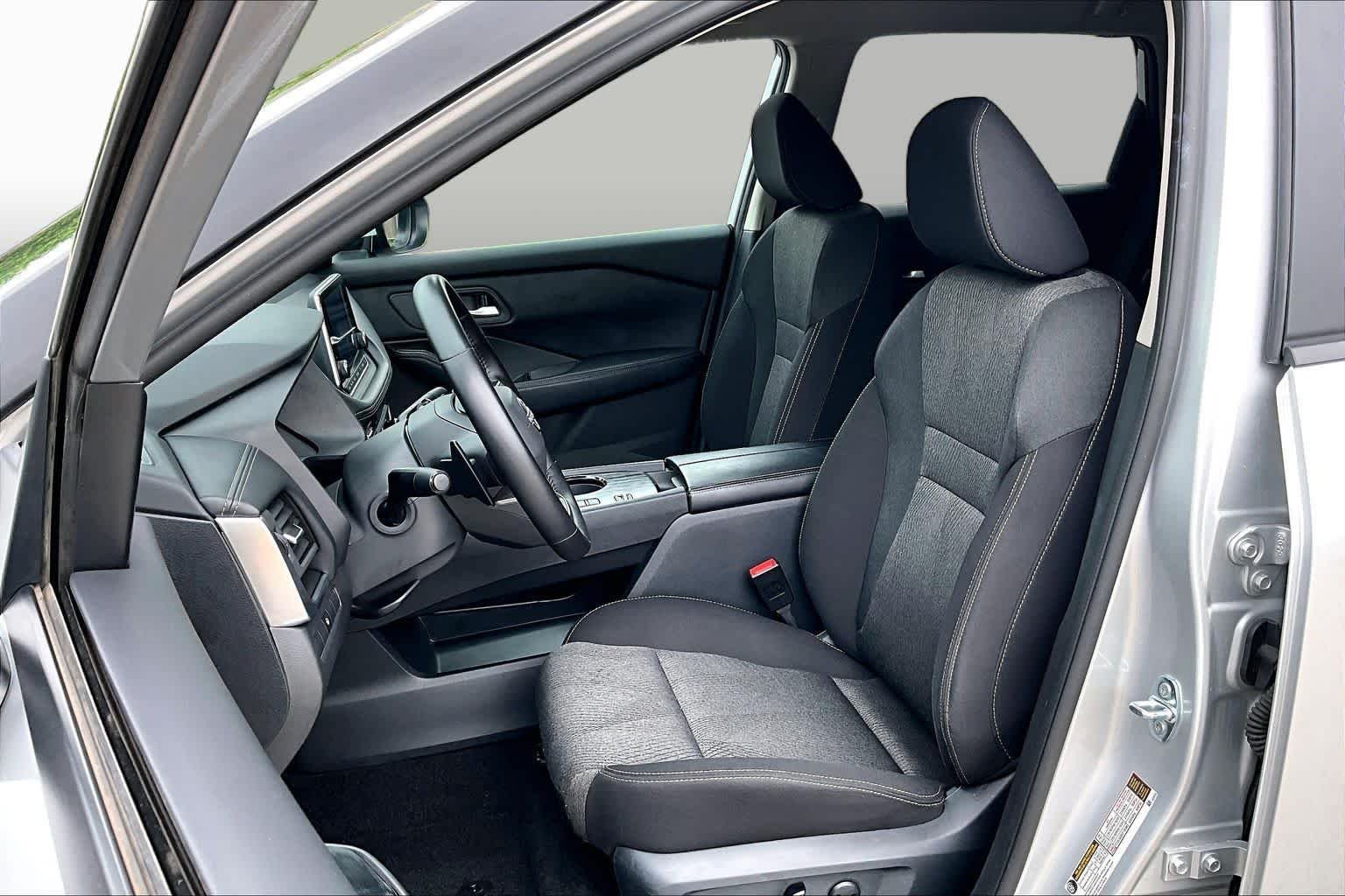 Certified Used 2025 Brilliant Silver Metallic Nissan SV image 8