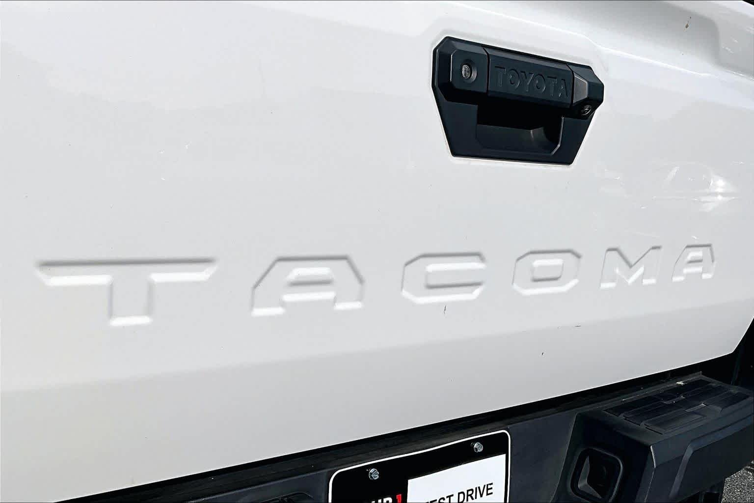 Used 2024 Ice Cap Toyota SR image 10