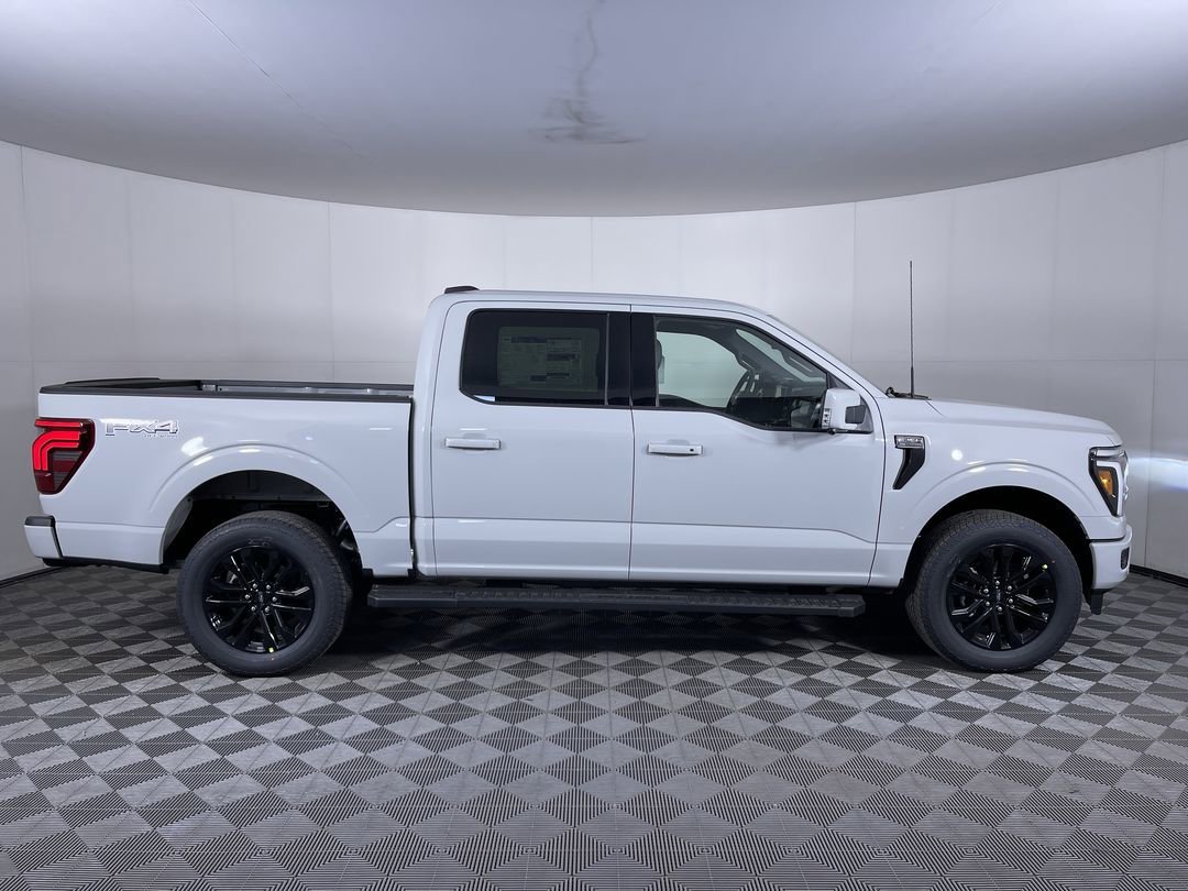 New 2026 Avalanche Ford Lariat image 10