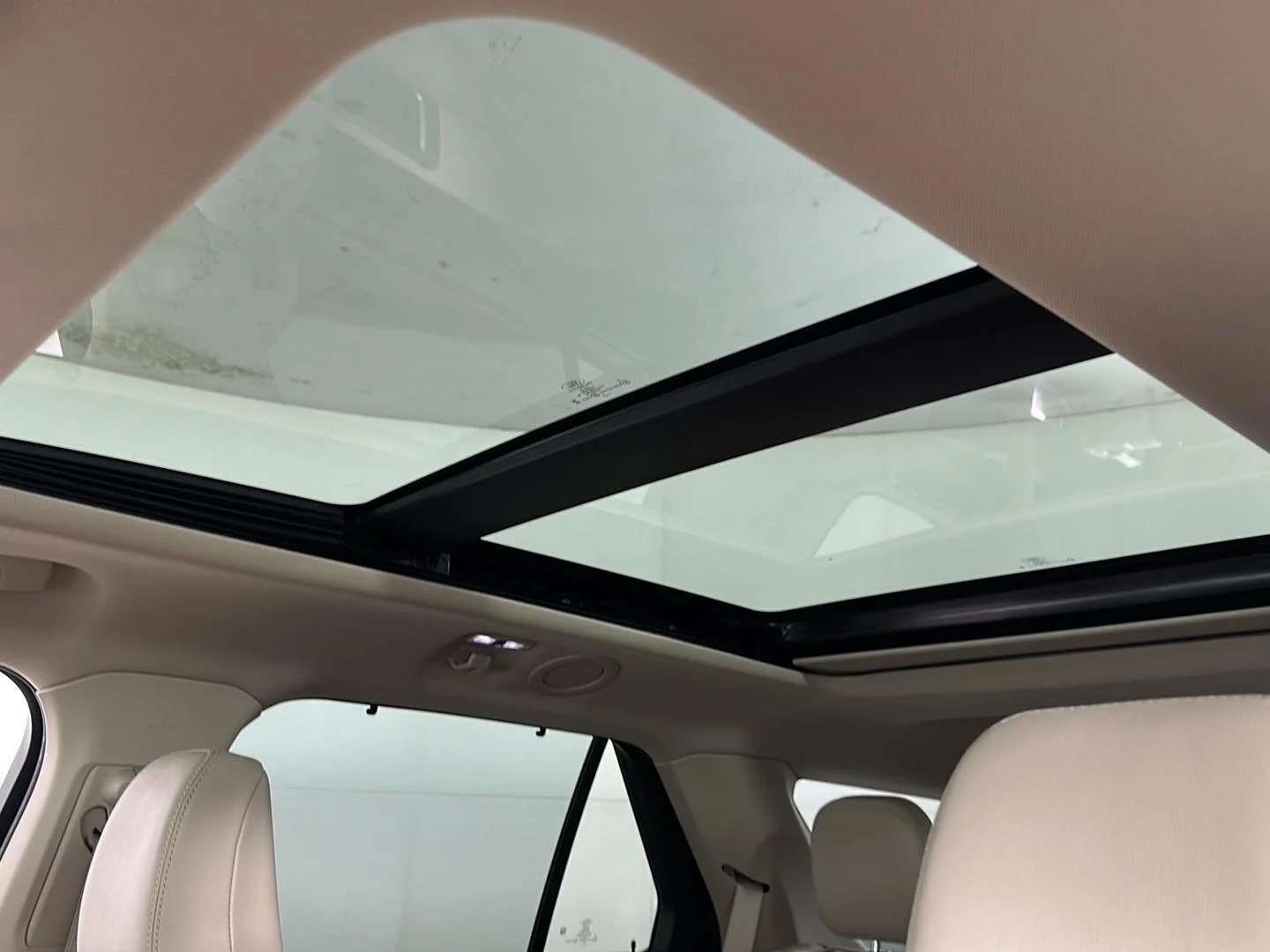 Used 2023 Jewel Red Metallic Tinted Clearcoat Ford Platinum image 17