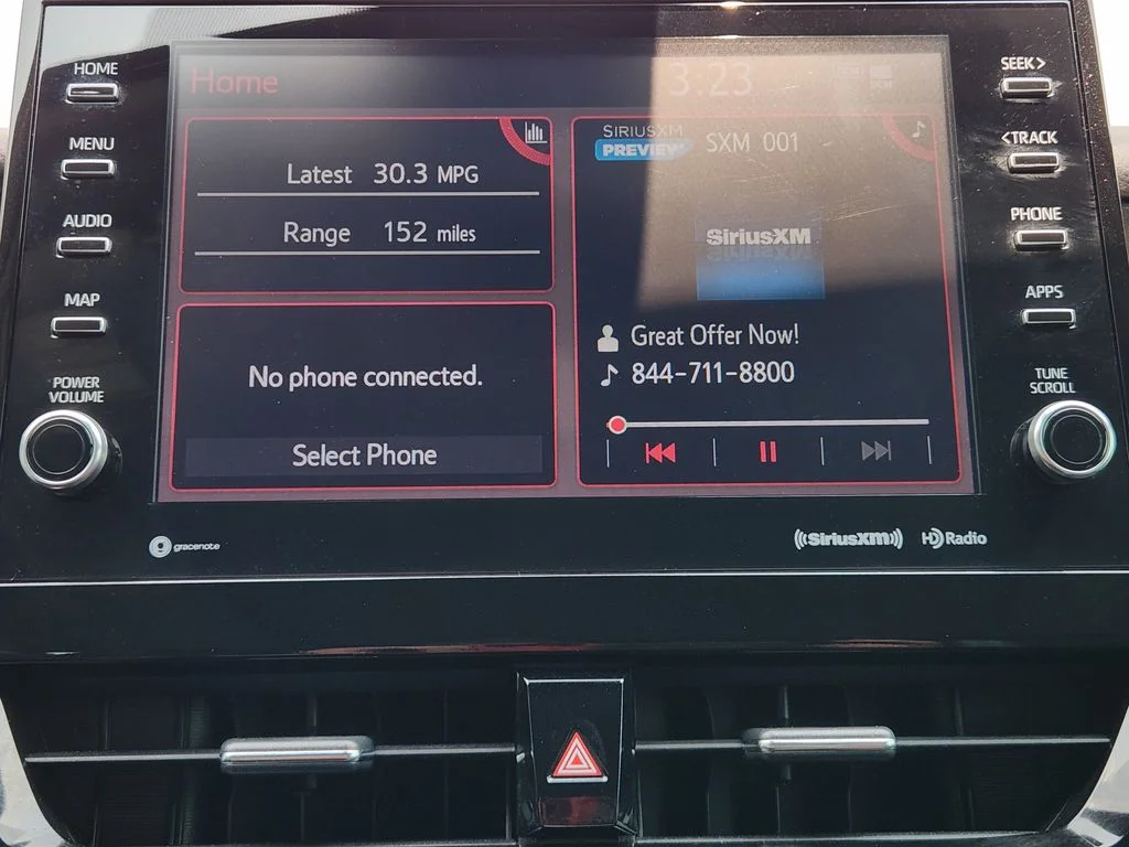 Used 2022 Wind Chill Pearl Toyota XSE image 19