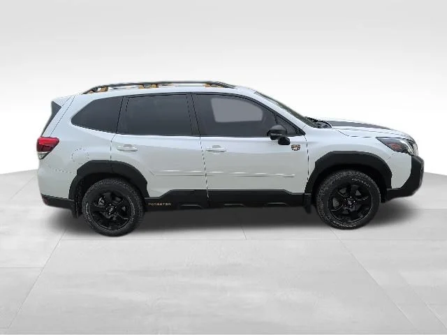 Used 2022 White Subaru Wilderness image 2