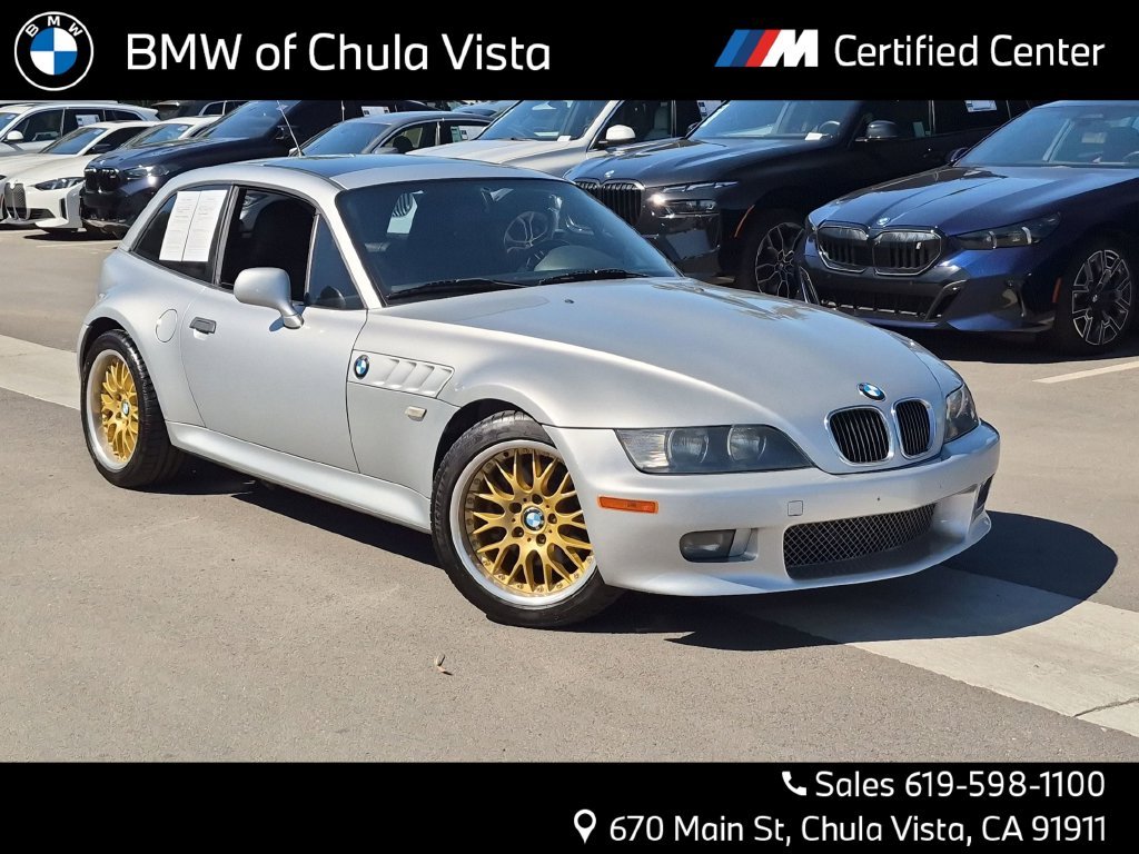 Used 2002  BMW 3.0i image 1