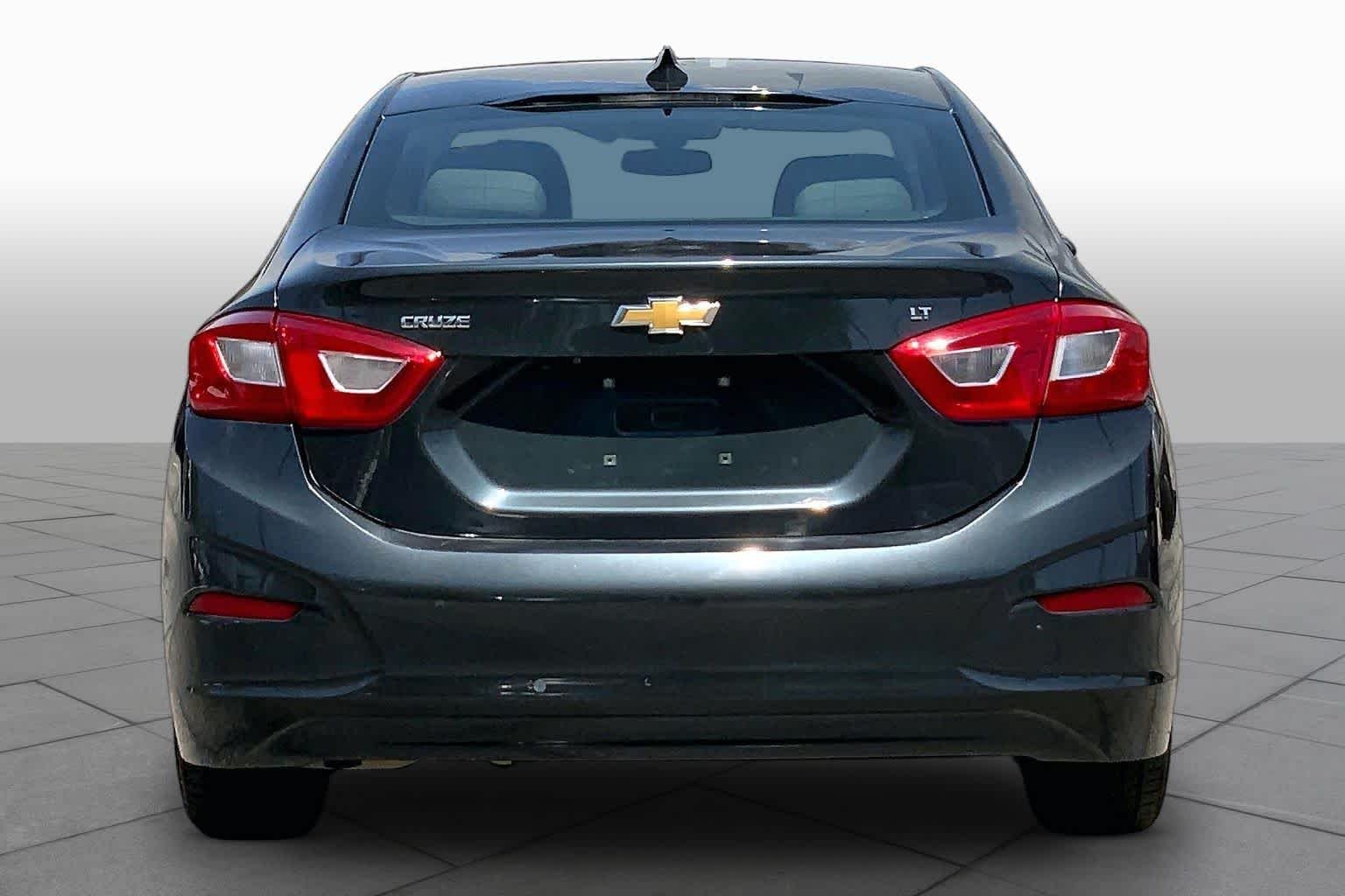 Used 2018 Graphite Metallic Chevrolet LT image 5