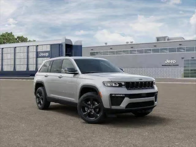 New 2026 Silver Zynith Exterior Paint Jeep Limited image 10