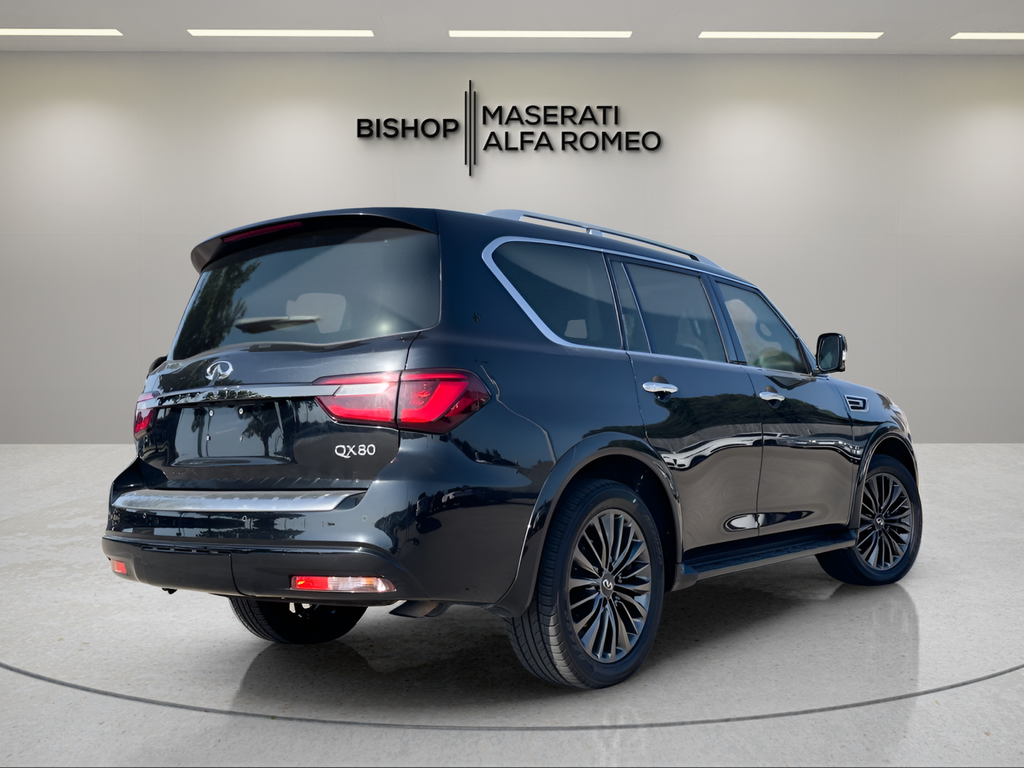 Used 2023 Black INFINITI Premium Select image 6