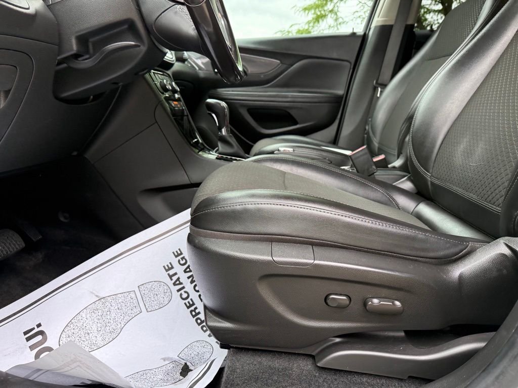 Used 2020 White Buick Preferred image 12