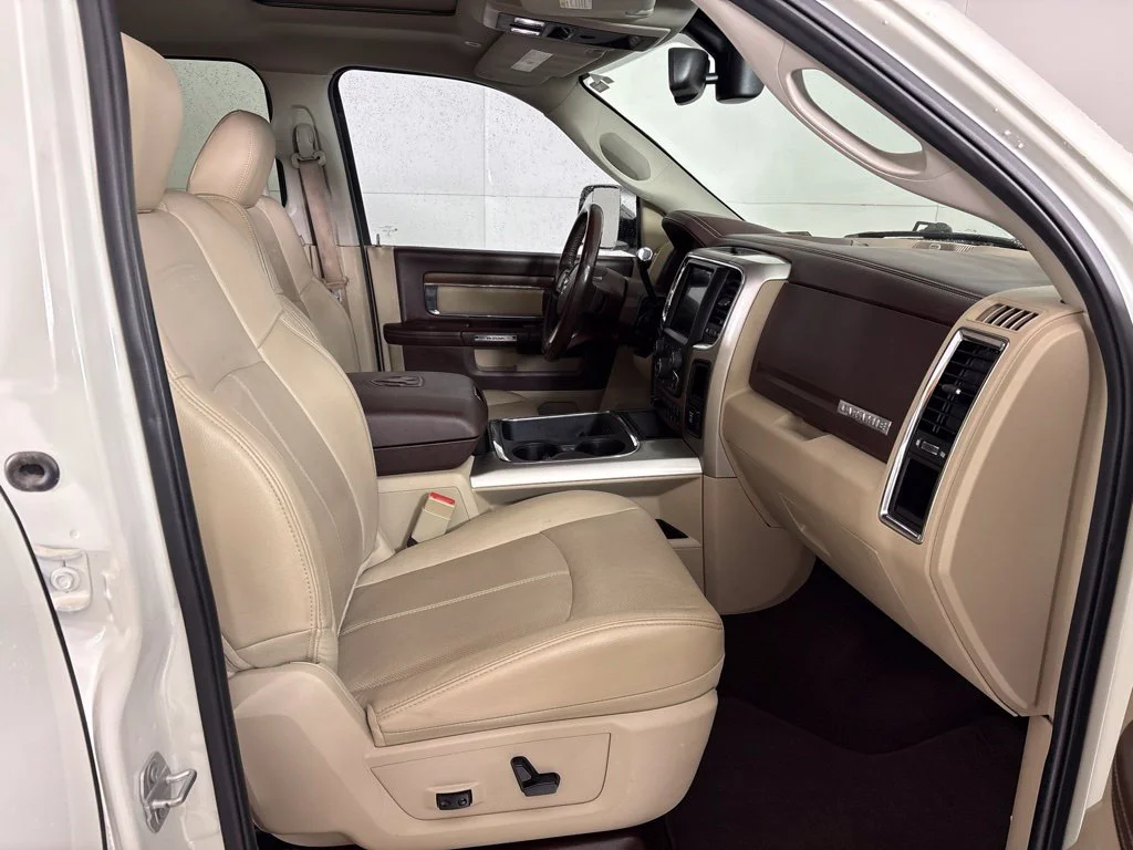 Used 2018 White Ram Laramie image 18