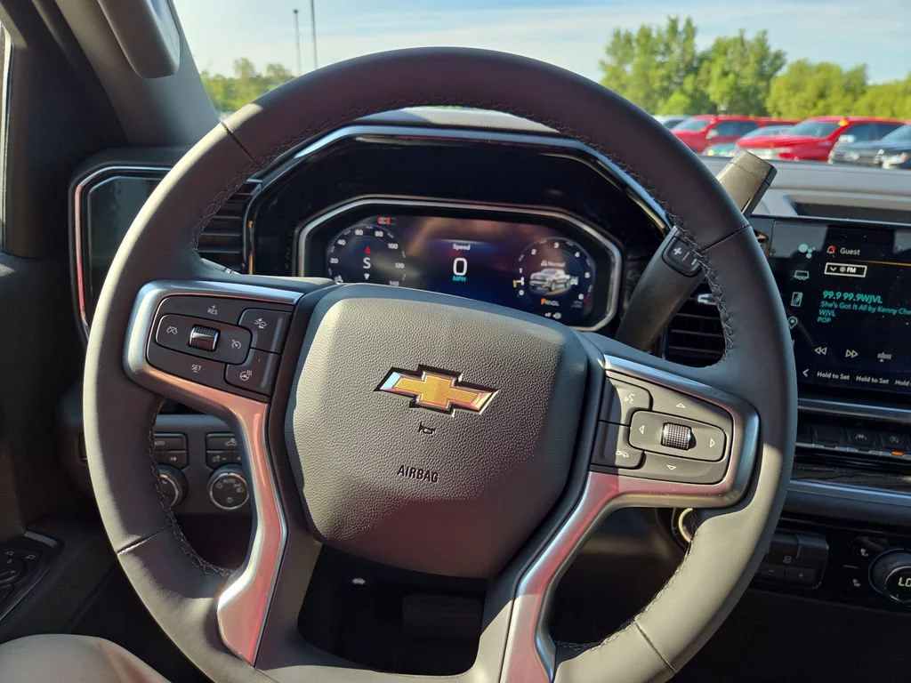 2026 Chevrolet Silverado 1500 LT - Photo 10