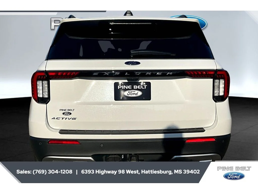 New 2026 Star White Metallic Tri-Coat Ford Active image 3