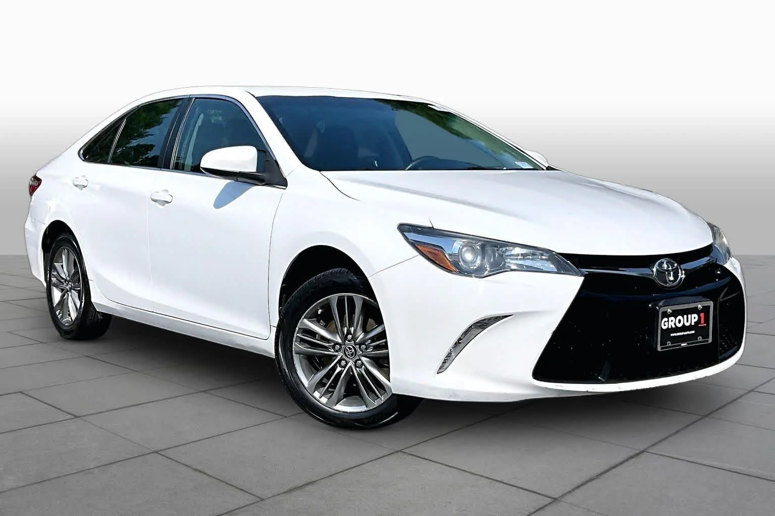 Certified Used 2017 Super White Toyota LE image 3