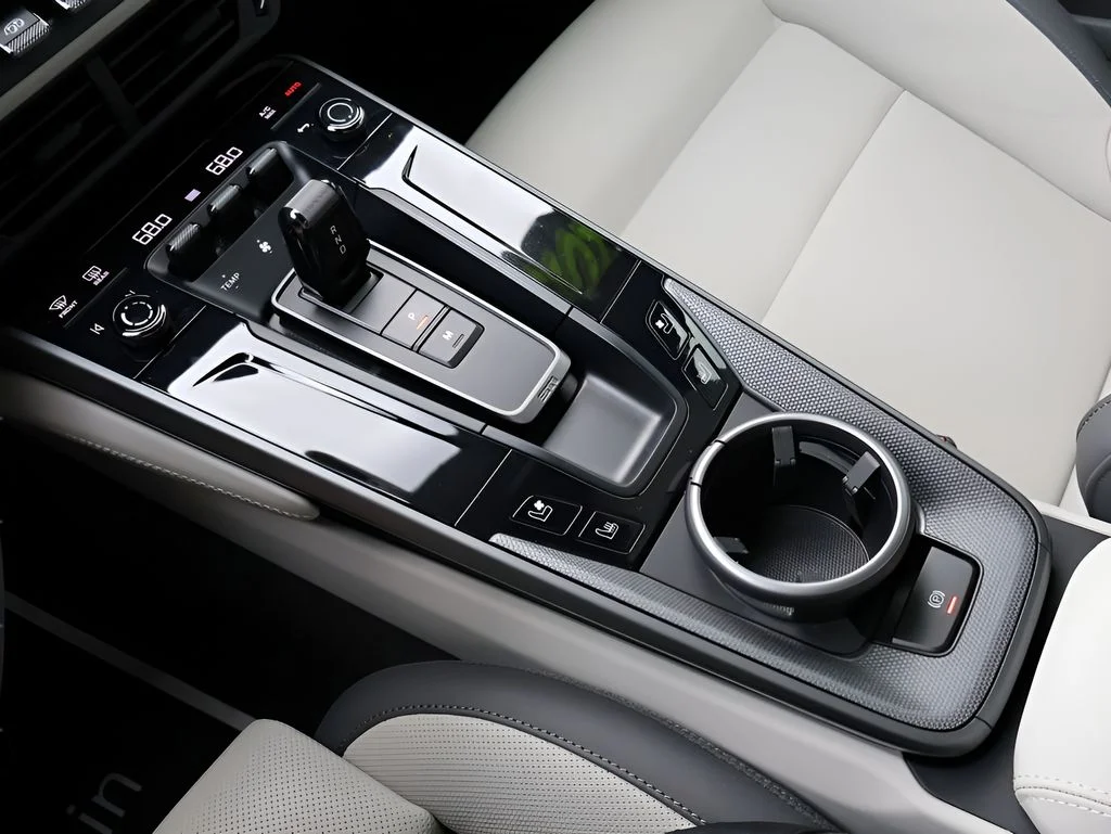 Used 2025 White Porsche Carrera image 24