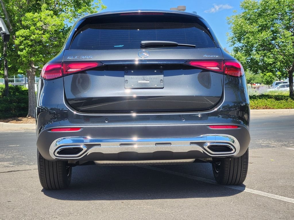 New 2026 Graphite Grey Metallic Mercedes-Benz GLC300 4MATIC® image 7