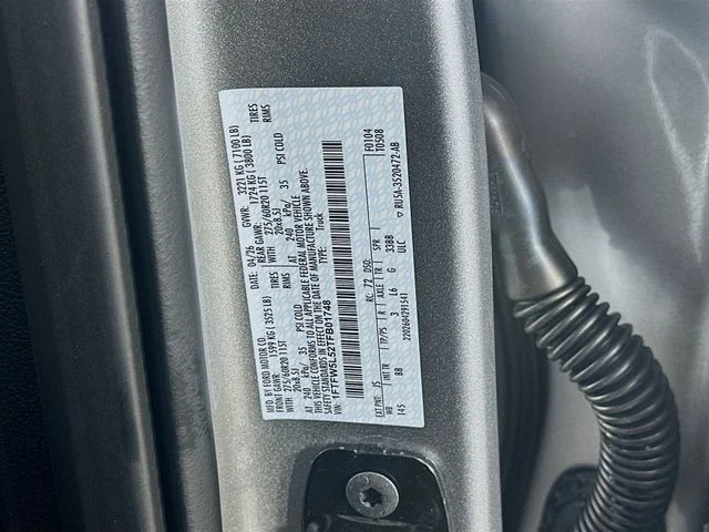 New 2026 Iconic Silver Metallic Ford Lariat image 32