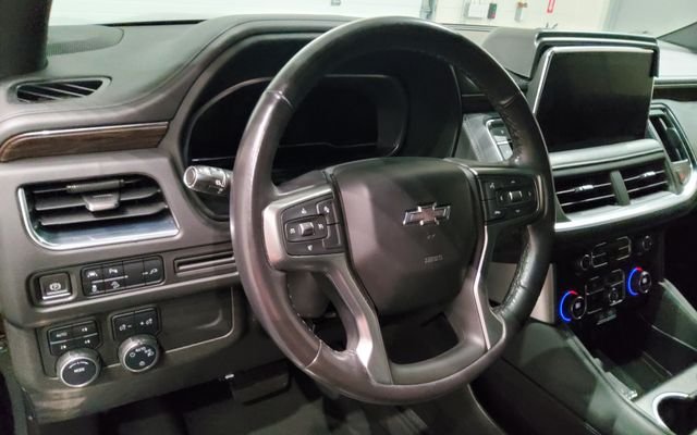Used 2022 Black Chevrolet Z71 image 30