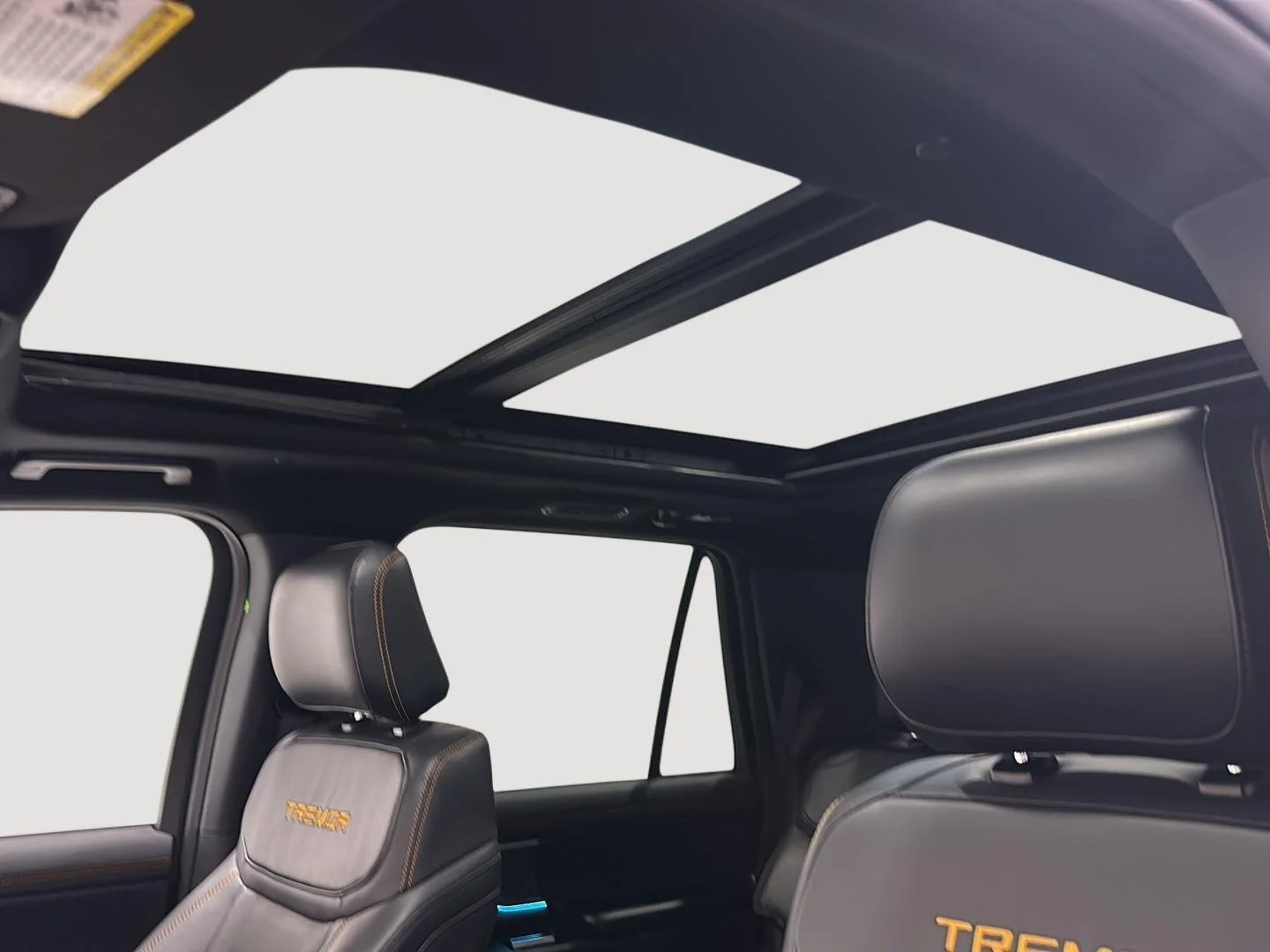 Used 2025 Stone Blue Metallic Ford Tremor image 18