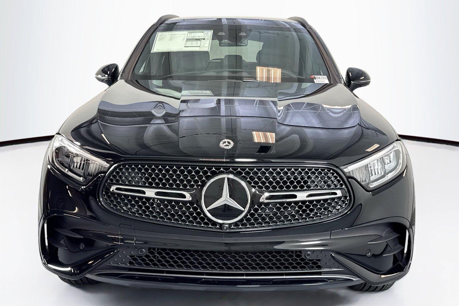 New 2026 Black Mercedes-Benz GLC 300 image 2
