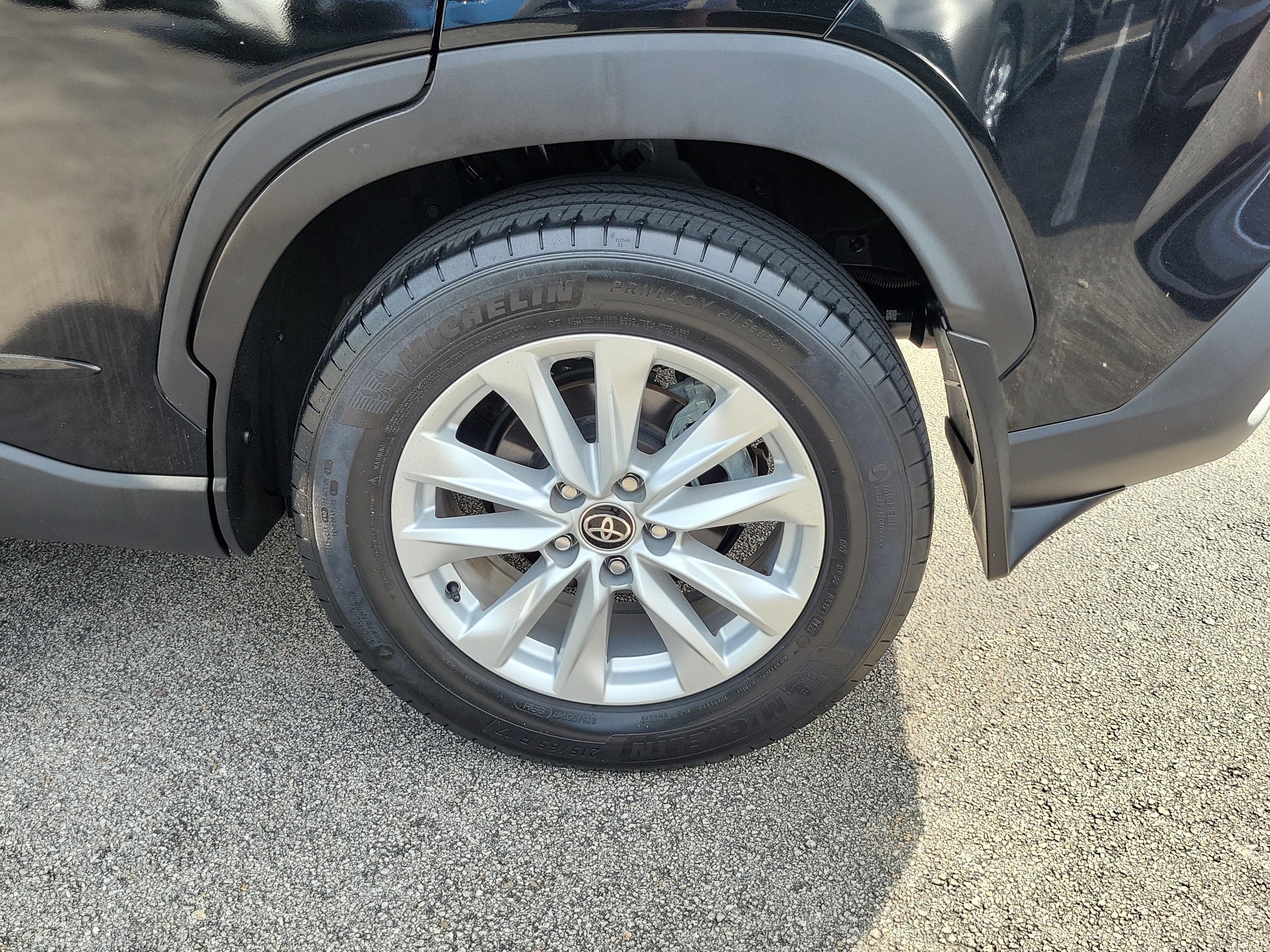 Used 2022 Jet Black Toyota LE image 9