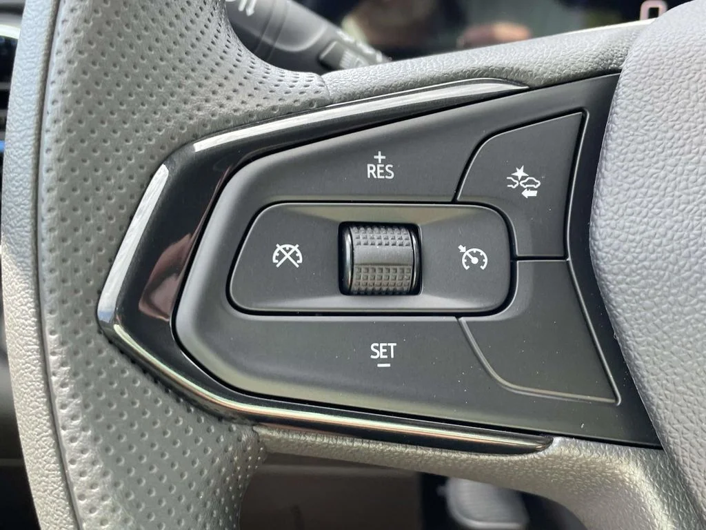 New 2026 Mosaic Black Metallic Chevrolet LT image 27