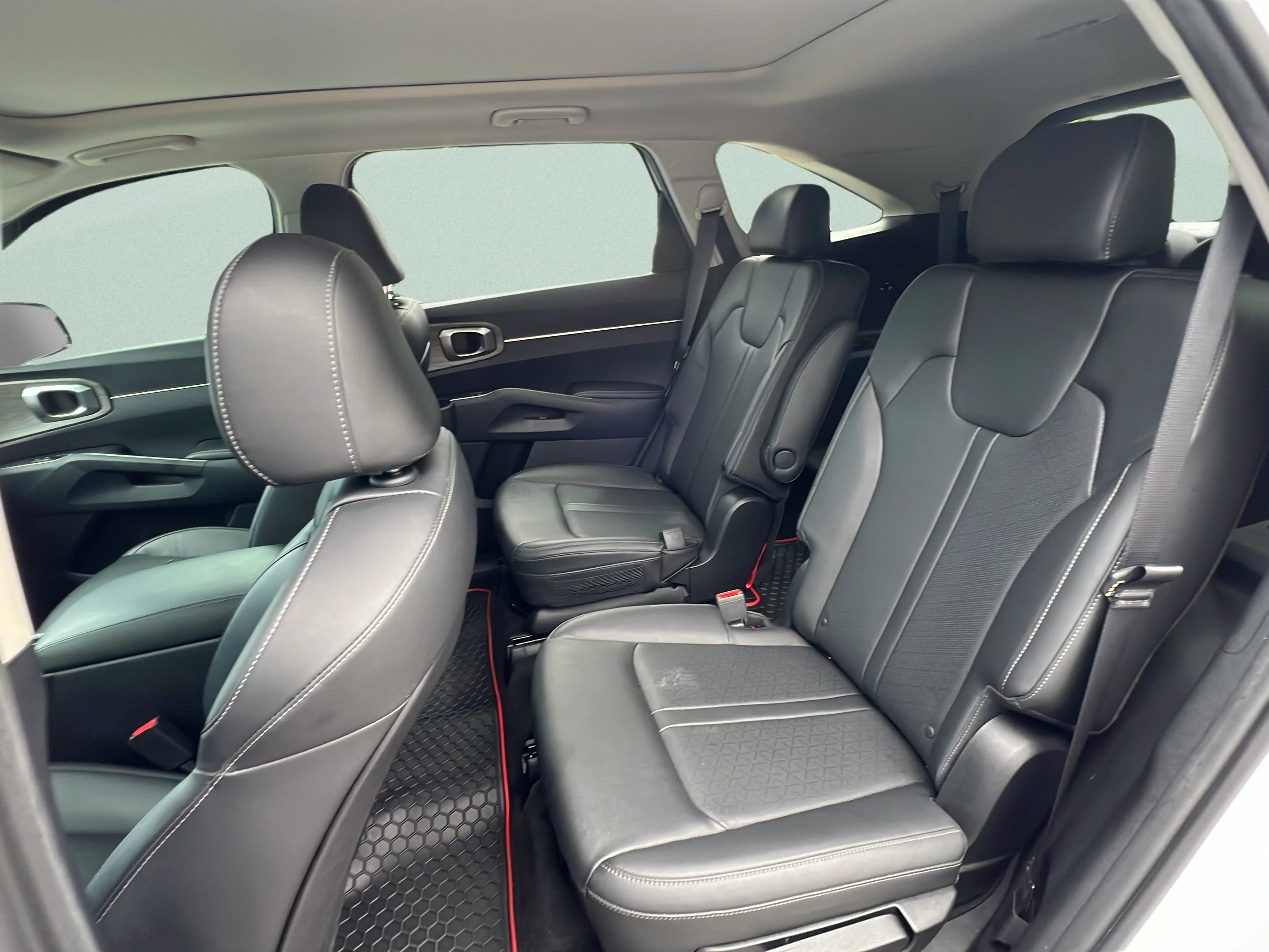Used 2023 Glacial White Pearl Kia EX image 13