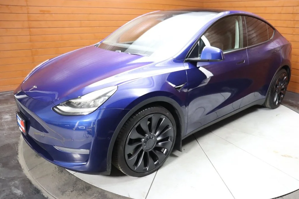 Used 2023 Deep Blue Metallic Tesla Performance image 5