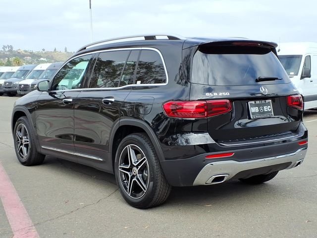 New 2026 Black Mercedes-Benz GLB 250 image 21