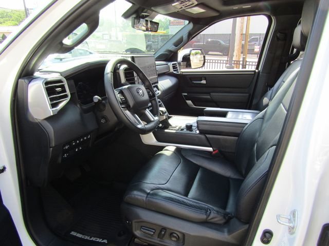 Certified Used 2023 Pearl Toyota Platinum image 17